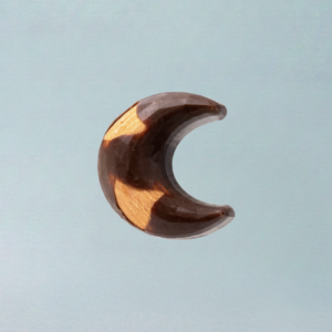 Organic Vegan Almond Chunks & Rock Salt Carob Crescent Moon (9g)
